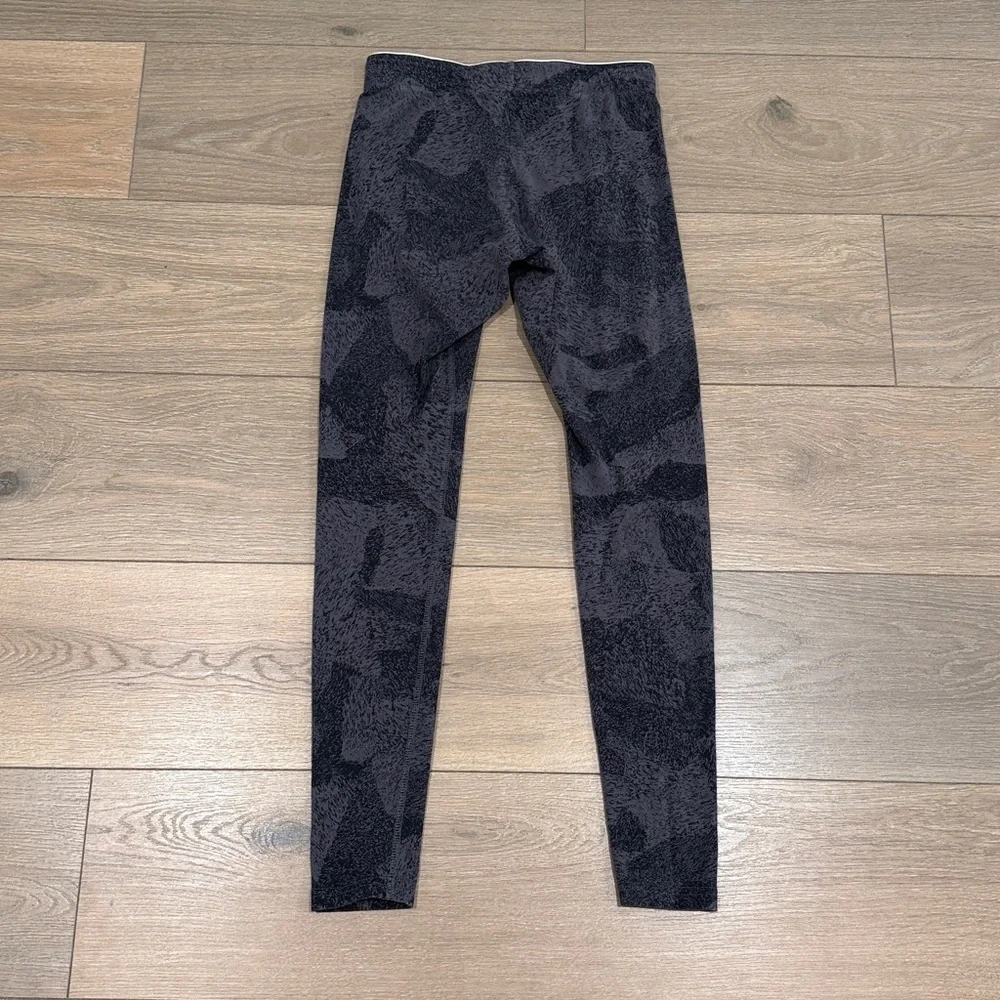 NIKE Gray Abstract Pattern Mid Rise Cotton Active Lounge Gym Legging Size Small‎